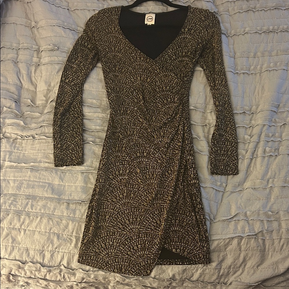 Elegant Black and Gold Sparkle ✨ Patterned Long Sleeve Dress Size XS